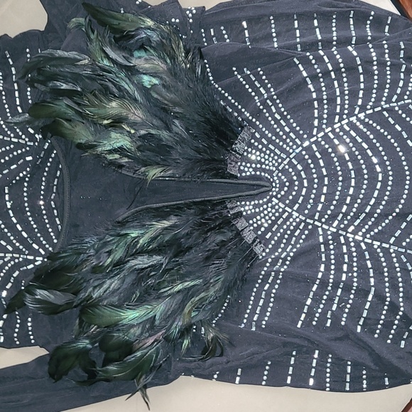 Beautiful party dress gown size M-L - Picture 8 of 8